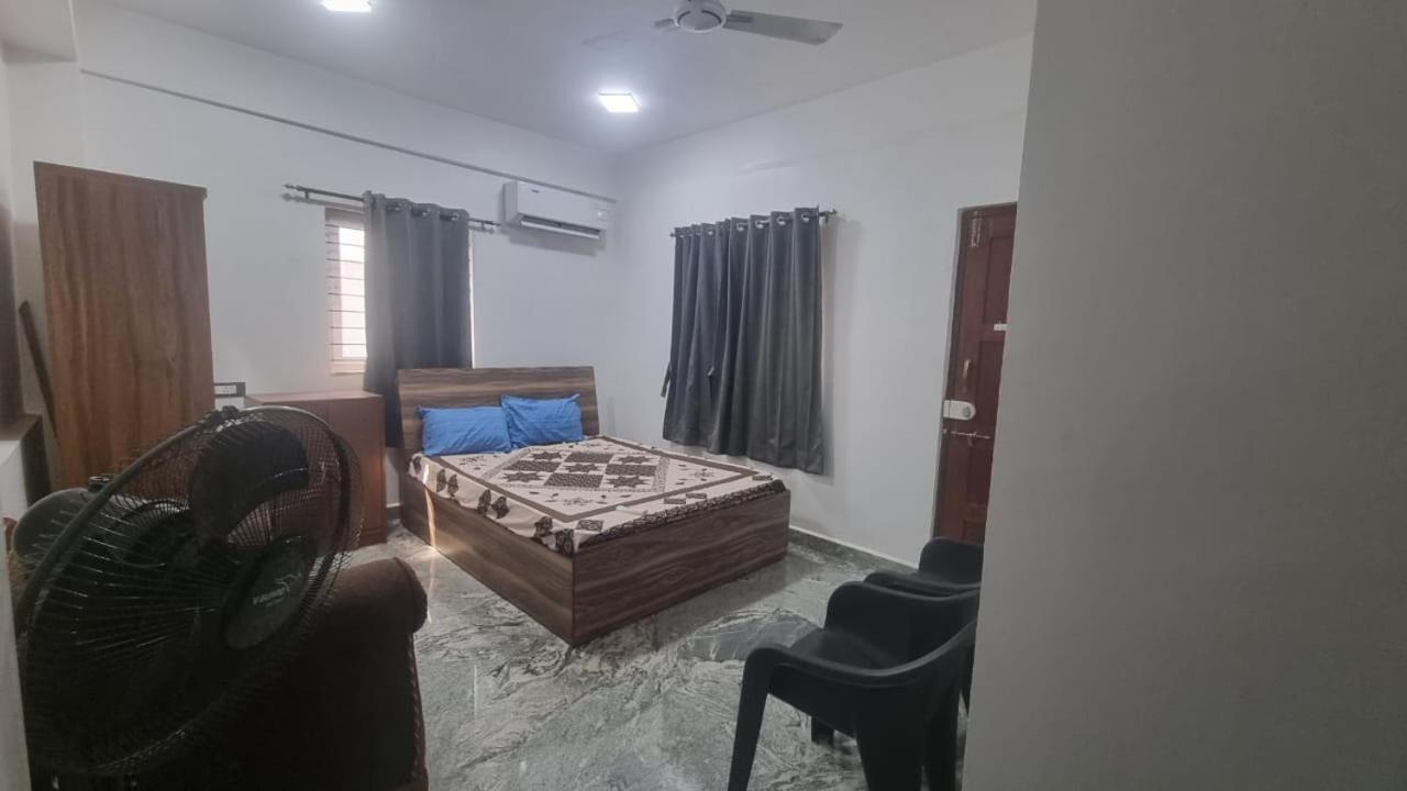Shivsangit Guest house